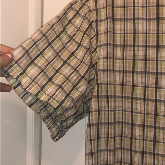 Columbia size S short sleeve plaid button down - Picture 5 of 8